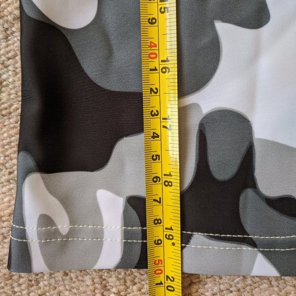 XS Cow Print Yoga Gym Workout Outfit Tank Top Biker Short Set Black Gray White - Picture 10 of 16